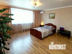 2-к квартира, посуточно, 70м2, 1/1 этаж