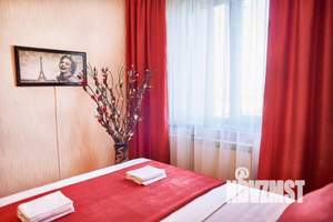 1-к квартира, посуточно, 54м2, 1/1 этаж