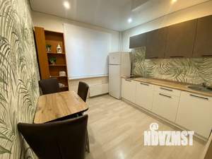 1-к квартира, посуточно, 40м2, 7/10 этаж