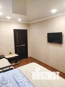 1-к квартира, посуточно, 33м2, 4/10 этаж