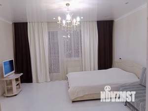 1-к квартира, посуточно, 40м2, 2/10 этаж