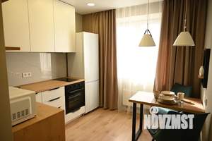 1-к квартира, посуточно, 41м2, 9/10 этаж