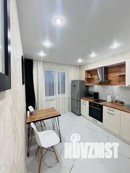 1-к квартира, посуточно, 43м2, 5/10 этаж