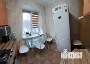 2-к квартира, посуточно, 50м2, 3/5 этаж