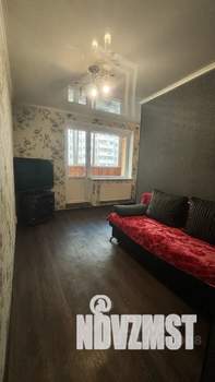 Студия квартира, посуточно, 24м2, 1/10 этаж