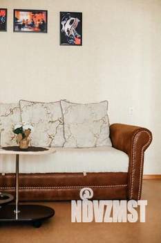 1-к квартира, посуточно, 50м2, 1/1 этаж