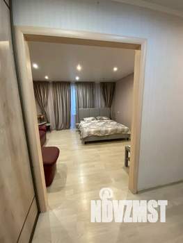 1-к квартира, посуточно, 40м2, 7/10 этаж