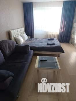 1-к квартира, посуточно, 37м2, 8/10 этаж