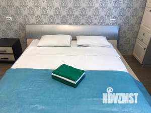 2-к квартира, посуточно, 45м2, 4/9 этаж