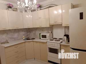 1-к квартира, посуточно, 40м2, 2/10 этаж