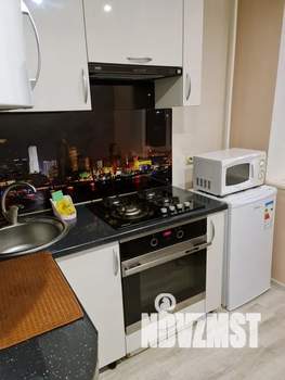 1-к квартира, посуточно, 32м2, 4/5 этаж