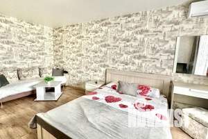 1-к квартира, посуточно, 35м2, 3/9 этаж