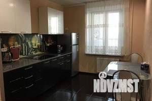 1-к квартира, посуточно, 40м2, 13/16 этаж