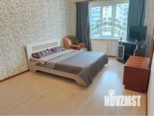 1-к квартира, посуточно, 43м2, 7/10 этаж