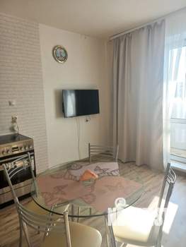 2-к квартира, посуточно, 41м2, 7/10 этаж
