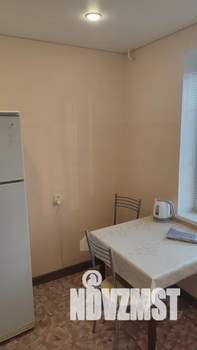 1-к квартира, посуточно, 32м2, 1/9 этаж