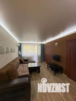 3-к квартира, посуточно, 61м2, 2/5 этаж