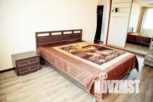 1-к квартира, посуточно, 40м2, 4/9 этаж