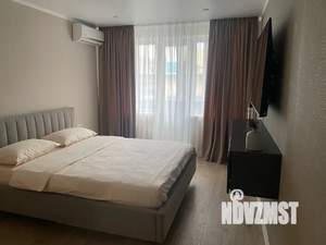 1-к квартира, посуточно, 35м2, 1/9 этаж