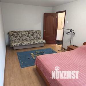 1-к квартира, посуточно, 33м2, 1/9 этаж