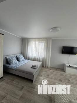 1-к квартира, посуточно, 33м2, 5/5 этаж