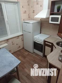 1-к квартира, посуточно, 32м2, 4/5 этаж