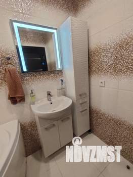 1-к квартира, посуточно, 40м2, 8/10 этаж