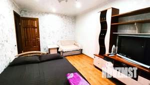 1-к квартира, посуточно, 47м2, 1/1 этаж