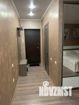 Студия квартира, посуточно, 43м2, 2/5 этаж