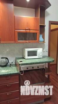 2-к квартира, посуточно, 42м2, 1/1 этаж