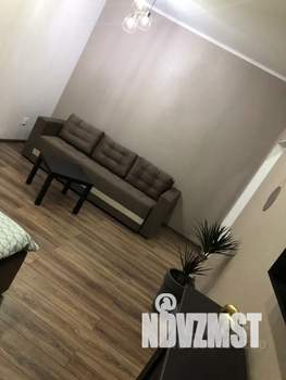 1-к квартира, посуточно, 40м2, 3/5 этаж