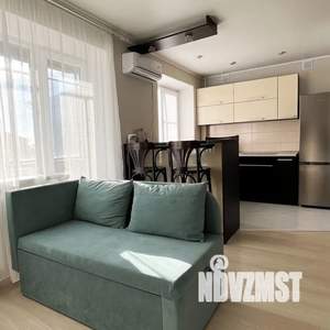 Студия квартира, посуточно, 31м2, 4/5 этаж