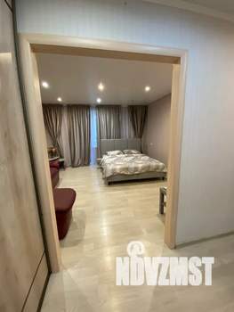 1-к квартира, посуточно, 40м2, 7/10 этаж