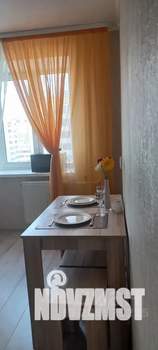 1-к квартира, посуточно, 41м2, 8/10 этаж