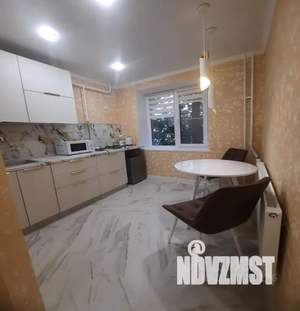 1-к квартира, посуточно, 32м2, 1/5 этаж