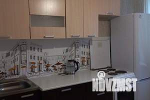 1-к квартира, посуточно, 41м2, 8/10 этаж