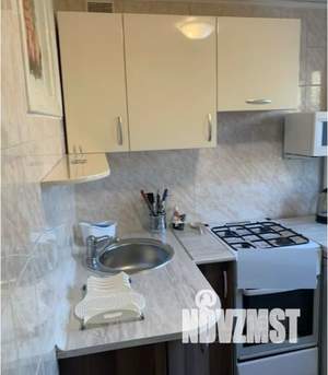 2-к квартира, посуточно, 47м2, 3/5 этаж