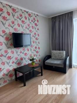 1-к квартира, посуточно, 42м2, 5/10 этаж