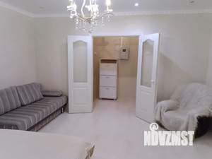 1-к квартира, посуточно, 40м2, 2/10 этаж