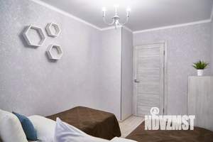 3-к квартира, посуточно, 60м2, 2/5 этаж