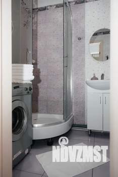 1-к квартира, посуточно, 37м2, 2/9 этаж