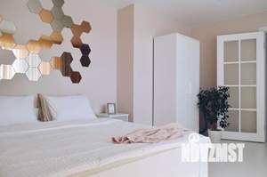 1-к квартира, посуточно, 43м2, 1/1 этаж