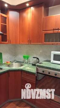 2-к квартира, посуточно, 42м2, 1/1 этаж