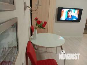 1-к квартира, посуточно, 50м2, 1/10 этаж