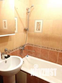 2-к квартира, посуточно, 50м2, 1/1 этаж