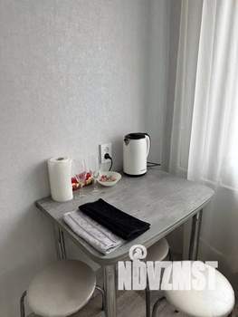 1-к квартира, посуточно, 33м2, 5/5 этаж