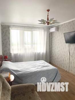 1-к квартира, посуточно, 32м2, 7/9 этаж