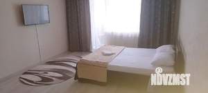 1-к квартира, посуточно, 41м2, 8/10 этаж