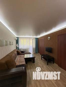 3-к квартира, посуточно, 61м2, 2/5 этаж