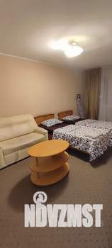 1-к квартира, посуточно, 32м2, 4/5 этаж